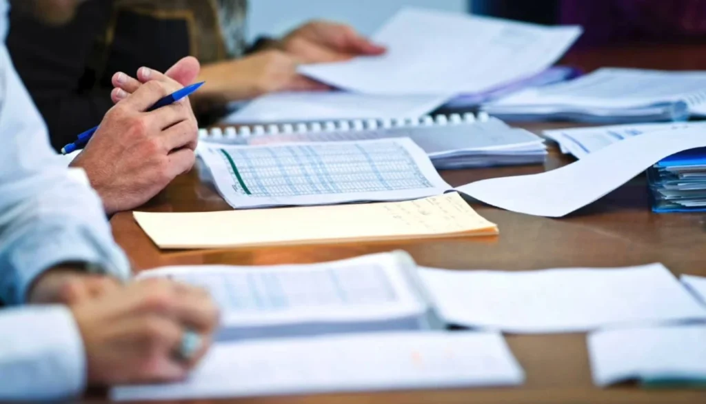 Việc rà soát dữ liệu tài chính